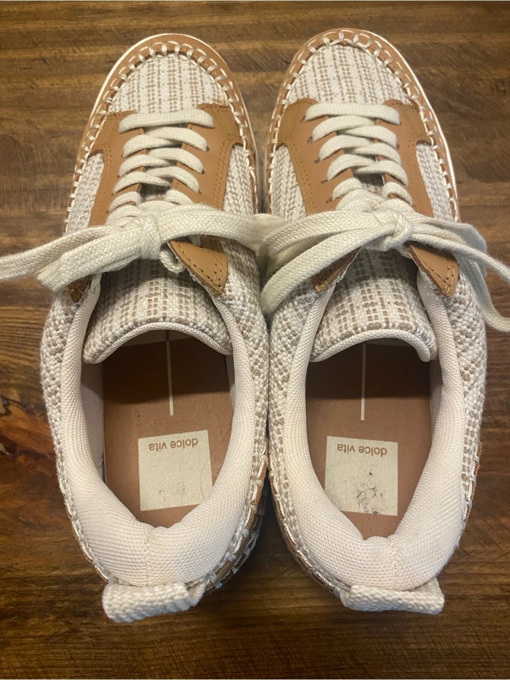 DOLCE VITA woven sneakers - Casual Cream & Tan Women’s Low-Top Sneakers - size 8